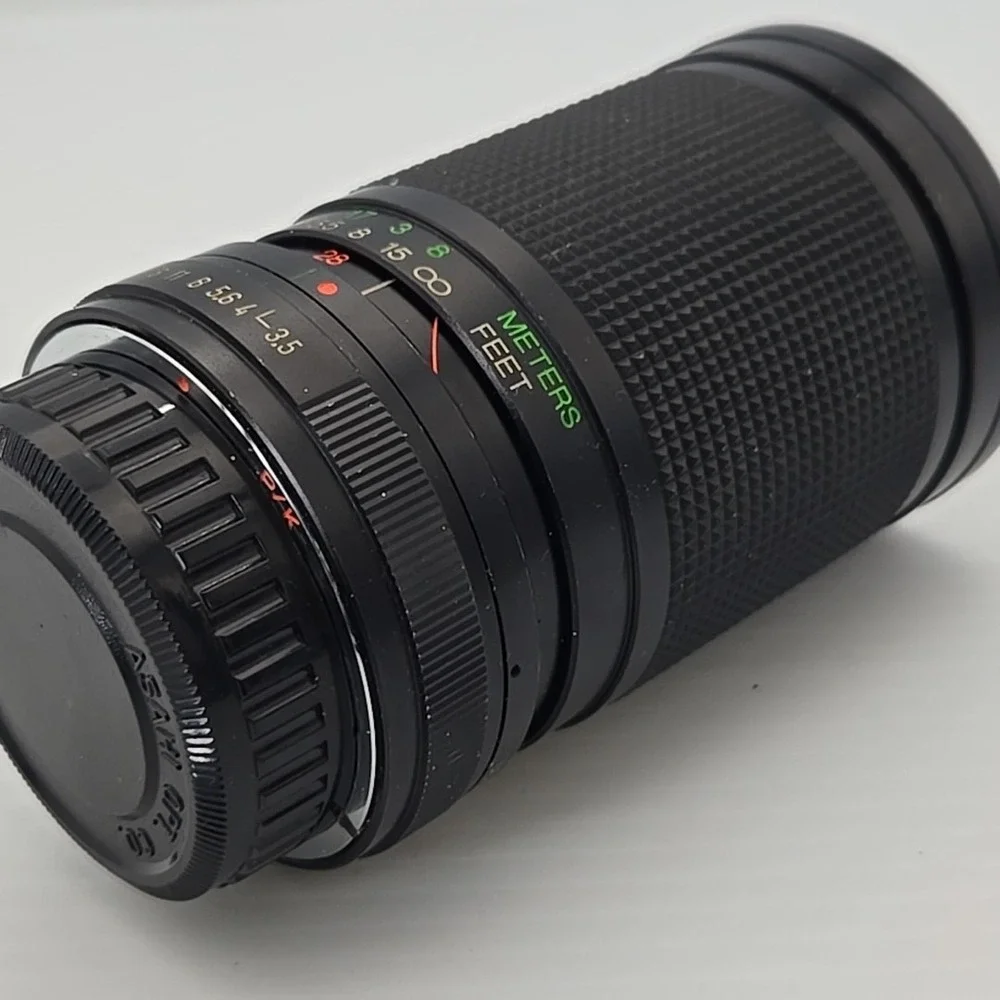 Vivitar 28-85mm Camera Lens 1:3.5-4.5 Macro Focusing‎ Zoom